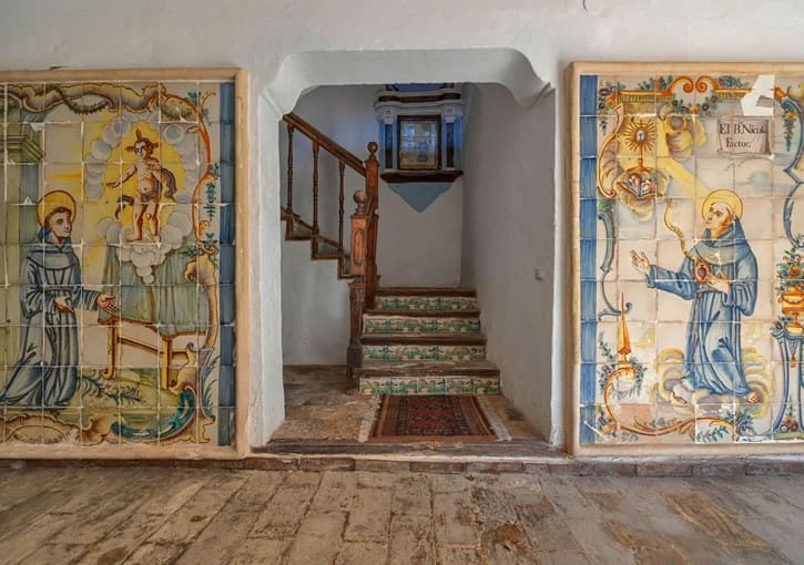 5 sypialnia Finka/Dom wiejski na sprzedaż w Jesus Pobre z basenem garażem - 2 300 000 € (Ref: 9770939)