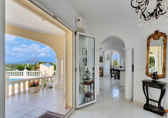 3 Zimmer Villa zu verkaufen in Javea / Xàbia mit Pool Garage - 850.000 € (Ref: 9770946)