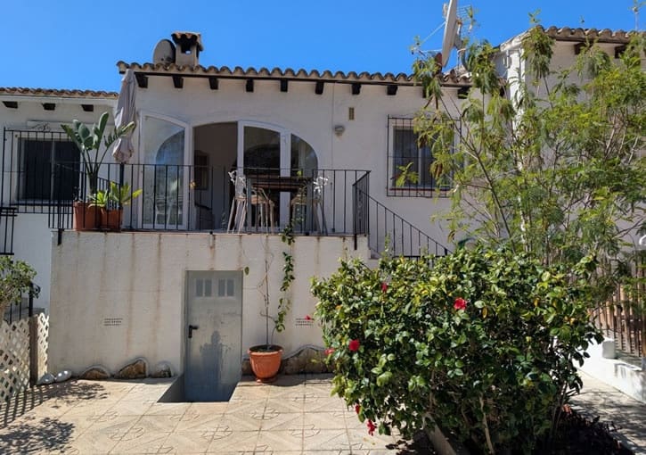 2 soveværelse Bungalow til salg i Moraira med swimmingpool garage - € 289.000 (Ref: 9779124)