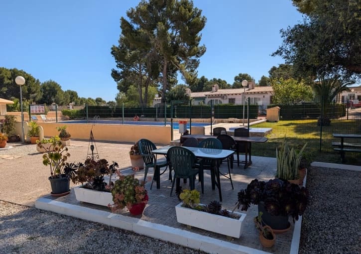 2 soveværelse Bungalow til salg i Moraira med swimmingpool garage - € 289.000 (Ref: 9779124)