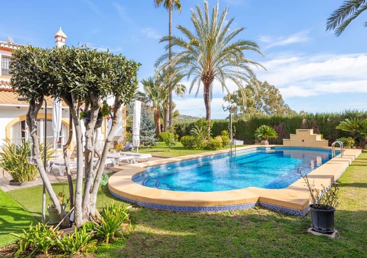 6 bedroom Villa for sale in Javea / Xabia with pool garage - € 1,995,000 (Ref: 9782387)