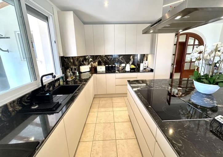 6 bedroom Villa for sale in Javea / Xabia with pool garage - € 1,500,000 (Ref: 9783398)