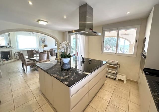 6 soverom Villa til salgs i Javea / Xàbia med svømmebasseng garasje - € 1 500 000 (Ref: 9783398)