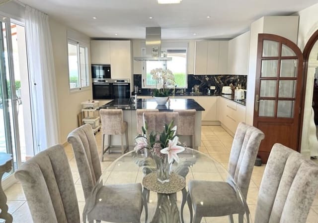 6 soverom Villa til salgs i Javea / Xàbia med svømmebasseng garasje - € 1 500 000 (Ref: 9783398)