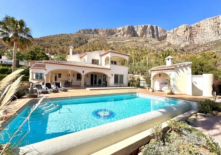 6 bedroom Villa for sale in Javea / Xabia with pool garage - € 1,500,000 (Ref: 9783398)