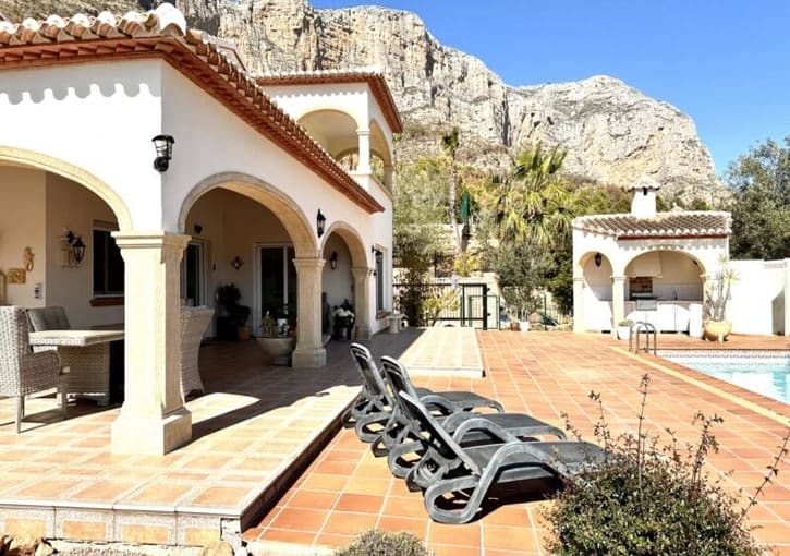 6 bedroom Villa for sale in Javea / Xabia with pool garage - € 1,500,000 (Ref: 9783398)