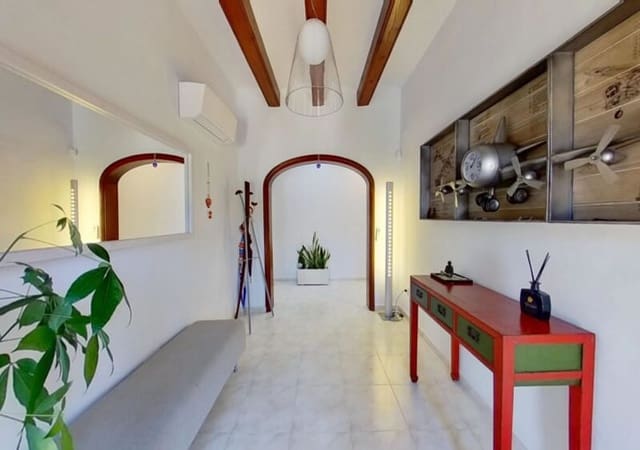 4 sypialnia Willa na sprzedaż w Javea / Xàbia z basenem garażem - 1 695 000 € (Ref: 9783721)