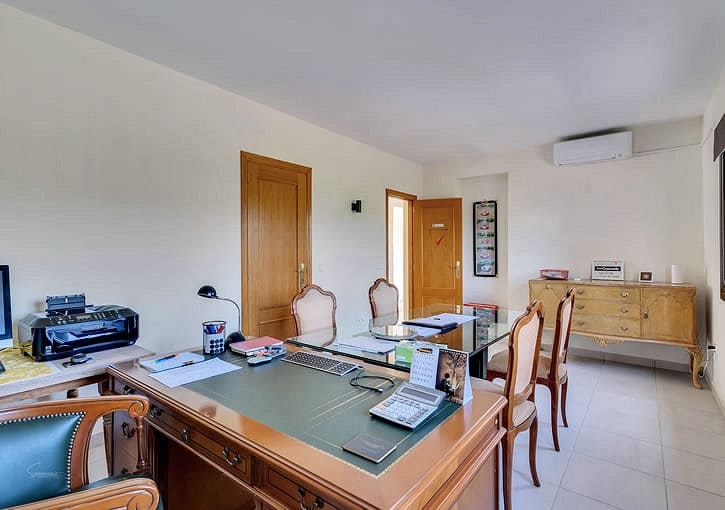 5 soveværelse Erhverv til salg i Moraira med garage - € 1.600.000 (Ref: 9783722)