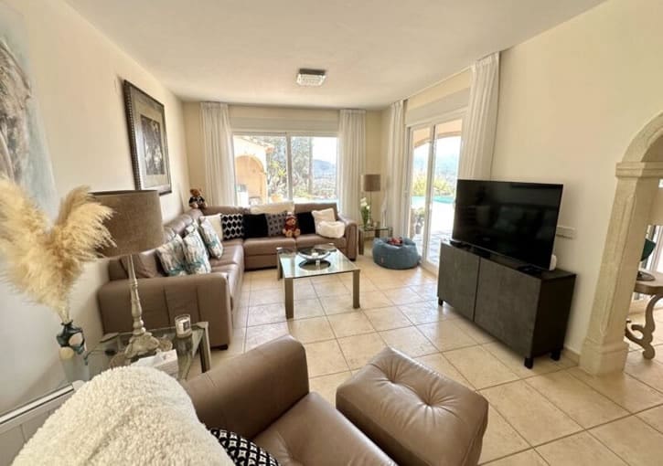 6 bedroom Villa for sale in Javea / Xabia with pool garage - € 1,500,000 (Ref: 9793200)