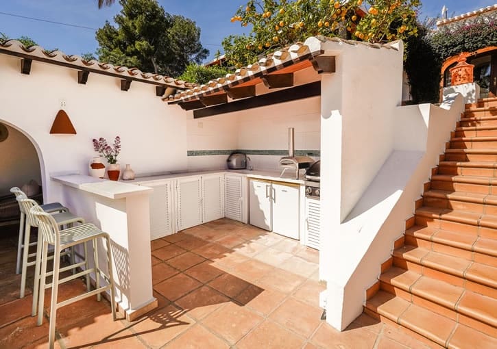 4 bedroom Villa for sale in Javea / Xabia with pool garage - € 1,395,000 (Ref: 9798339)