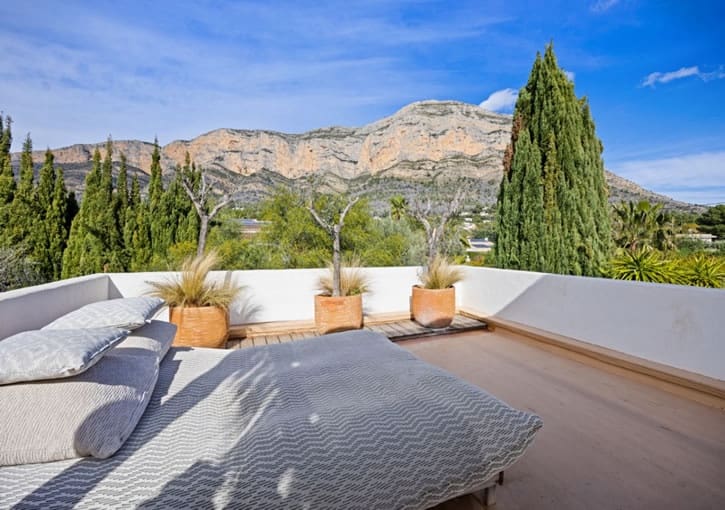 5 bedroom Villa for sale in Javea / Xabia with pool garage - € 2,190,000 (Ref: 9800111)