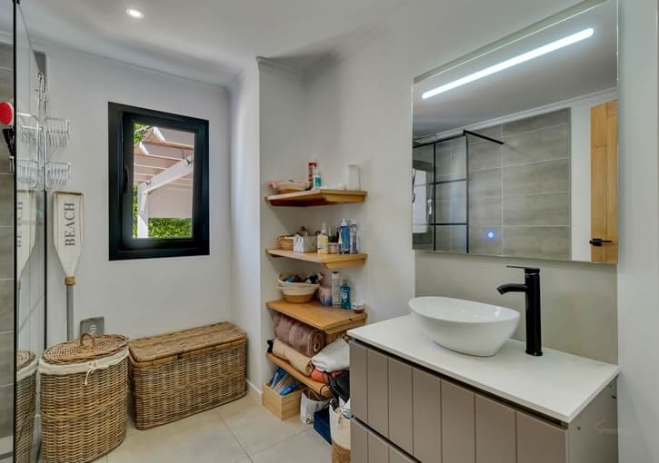 4 bedroom Villa for sale in Javea / Xabia with pool garage - € 1,430,000 (Ref: 9803711)