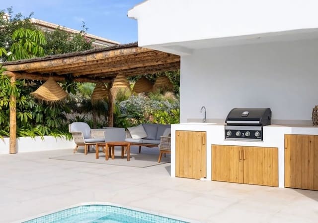 5 bedroom Villa for sale in Javea / Xàbia with pool garage - € 1,999,950 (Ref: 9806940)