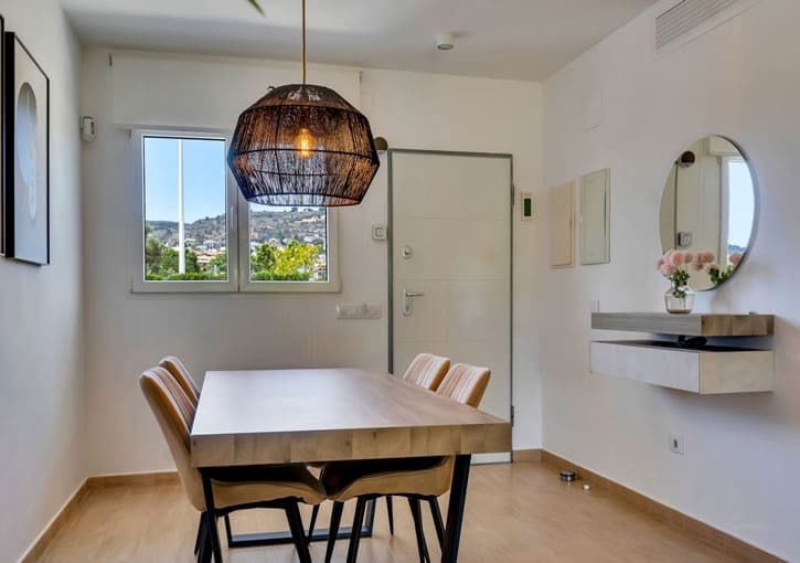 4 soverom Hus til salgs i Javea / Xabia med svømmebasseng garasje - € 609 000 (Ref: 9813901)