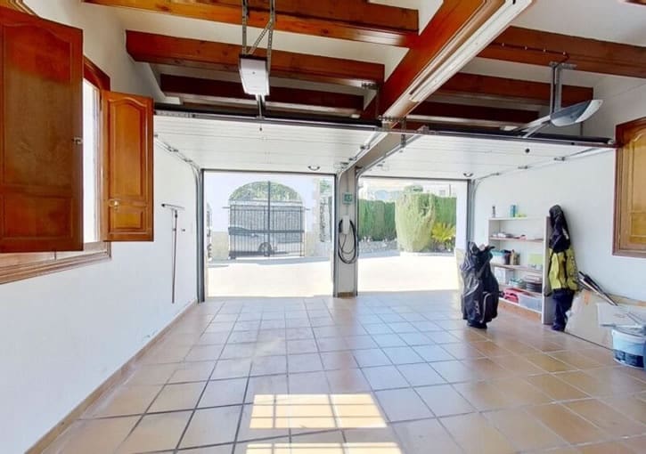 4 sypialnia Willa na sprzedaż w Javea / Xabia z basenem garażem - 1 695 000 € (Ref: 9834524)