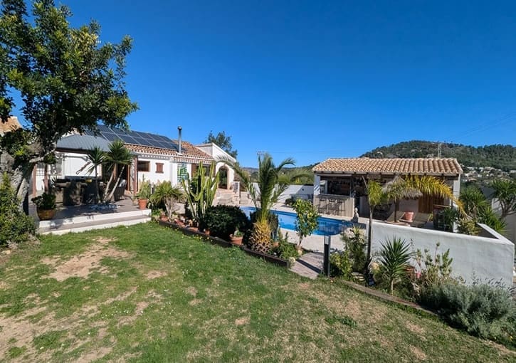 4 Zimmer Villa zu verkaufen in Javea / Xabia mit Pool Garage - 1.595.000 € (Ref: 9849778)