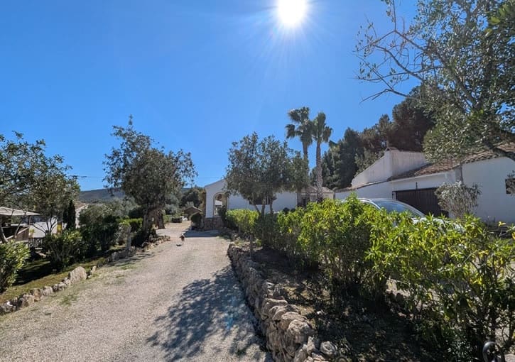 4 Zimmer Villa zu verkaufen in Javea / Xabia mit Pool Garage - 1.595.000 € (Ref: 9849778)