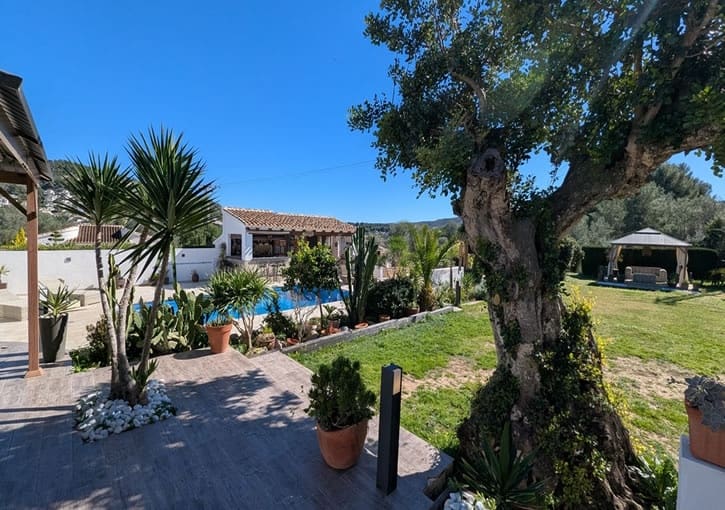 4 Zimmer Villa zu verkaufen in Javea / Xabia mit Pool Garage - 1.595.000 € (Ref: 9849778)