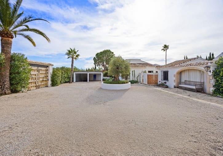 5 sypialnia Willa na sprzedaż w Javea / Xabia z basenem garażem - 2 190 000 € (Ref: 9867279)