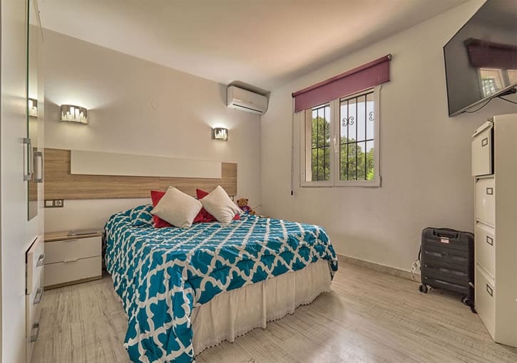 5 sypialnia Willa na sprzedaż w Javea / Xabia z basenem - 549 000 € (Ref: 9877052)