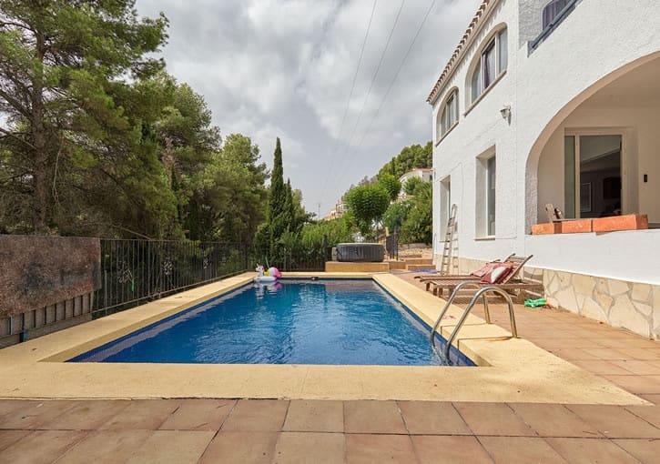 5 sypialnia Willa na sprzedaż w Javea / Xabia z basenem - 549 000 € (Ref: 9877052)