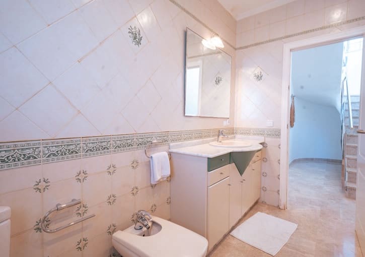 4 sypialnia Willa na sprzedaż w Javea / Xabia z basenem garażem - 1 395 000 € (Ref: 9890672)