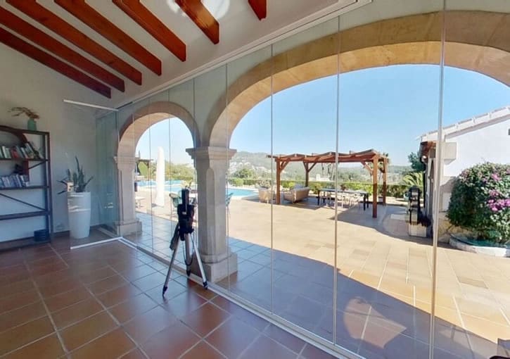Chalet de 4 habitaciones en Javea / Xàbia en venta con piscina garaje - 1.695.000 € (Ref: 9894713)