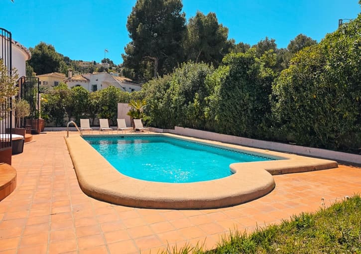 5 sypialnia Willa na sprzedaż w Javea / Xabia z basenem garażem - 850 000 € (Ref: 9894717)