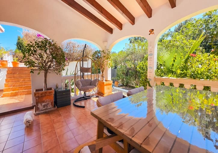 5 sypialnia Willa na sprzedaż w Javea / Xabia z basenem garażem - 850 000 € (Ref: 9894717)