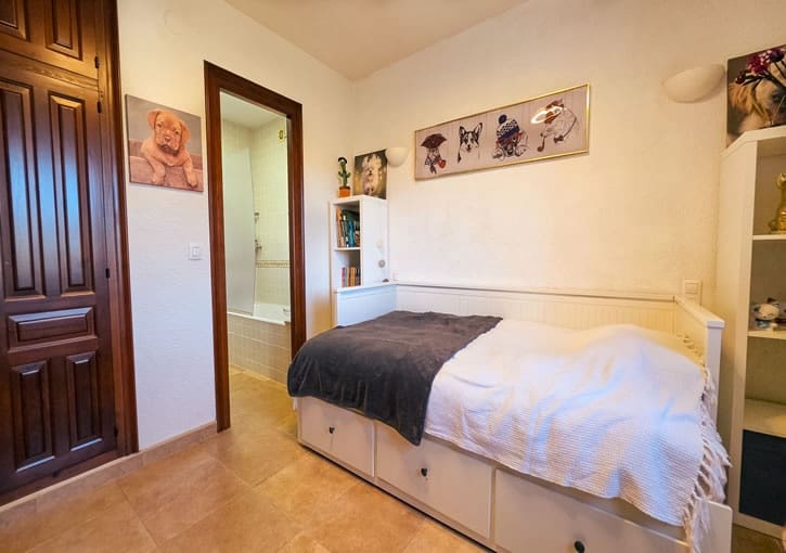 5 sypialnia Willa na sprzedaż w Javea / Xabia z basenem garażem - 850 000 € (Ref: 9894717)