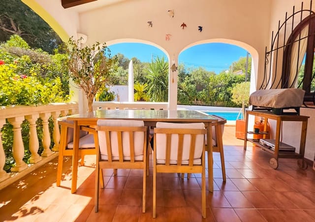 5 sypialnia Willa na sprzedaż w Javea / Xàbia z basenem garażem - 850 000 € (Ref: 9894717)