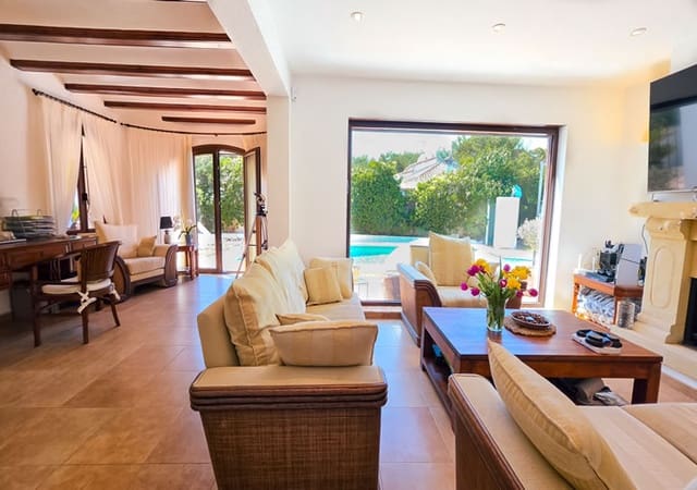 5 sypialnia Willa na sprzedaż w Javea / Xàbia z basenem garażem - 850 000 € (Ref: 9894717)