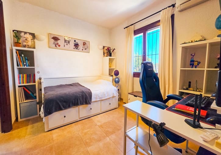 5 sypialnia Willa na sprzedaż w Javea / Xabia z basenem garażem - 850 000 € (Ref: 9894717)