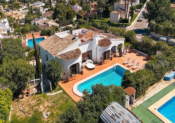 5 sypialnia Willa na sprzedaż w Javea / Xabia z basenem garażem - 850 000 € (Ref: 9894717)