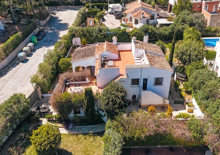 5 sypialnia Willa na sprzedaż w Javea / Xabia z basenem garażem - 850 000 € (Ref: 9894717)