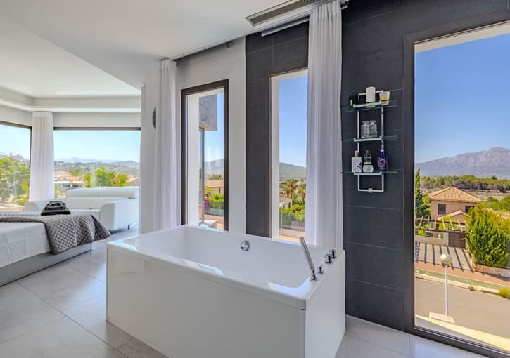 5 sypialnia Willa na sprzedaż w Javea / Xabia z basenem garażem - 2 350 000 € (Ref: 9911799)