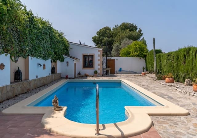 4 soveværelse Villa til salg i Teulada-Moraira med swimmingpool garage - € 499.000 (Ref: 9963549)