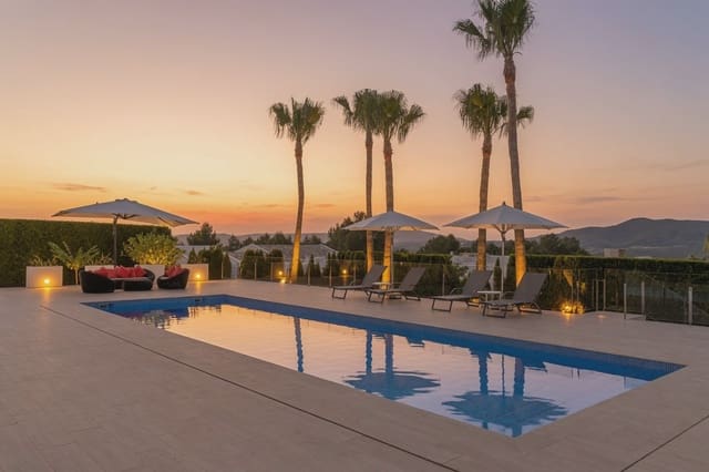 4 soverom Villa til salgs i Javea / Xàbia med svømmebasseng garasje - € 1 870 000 (Ref: 9967898)