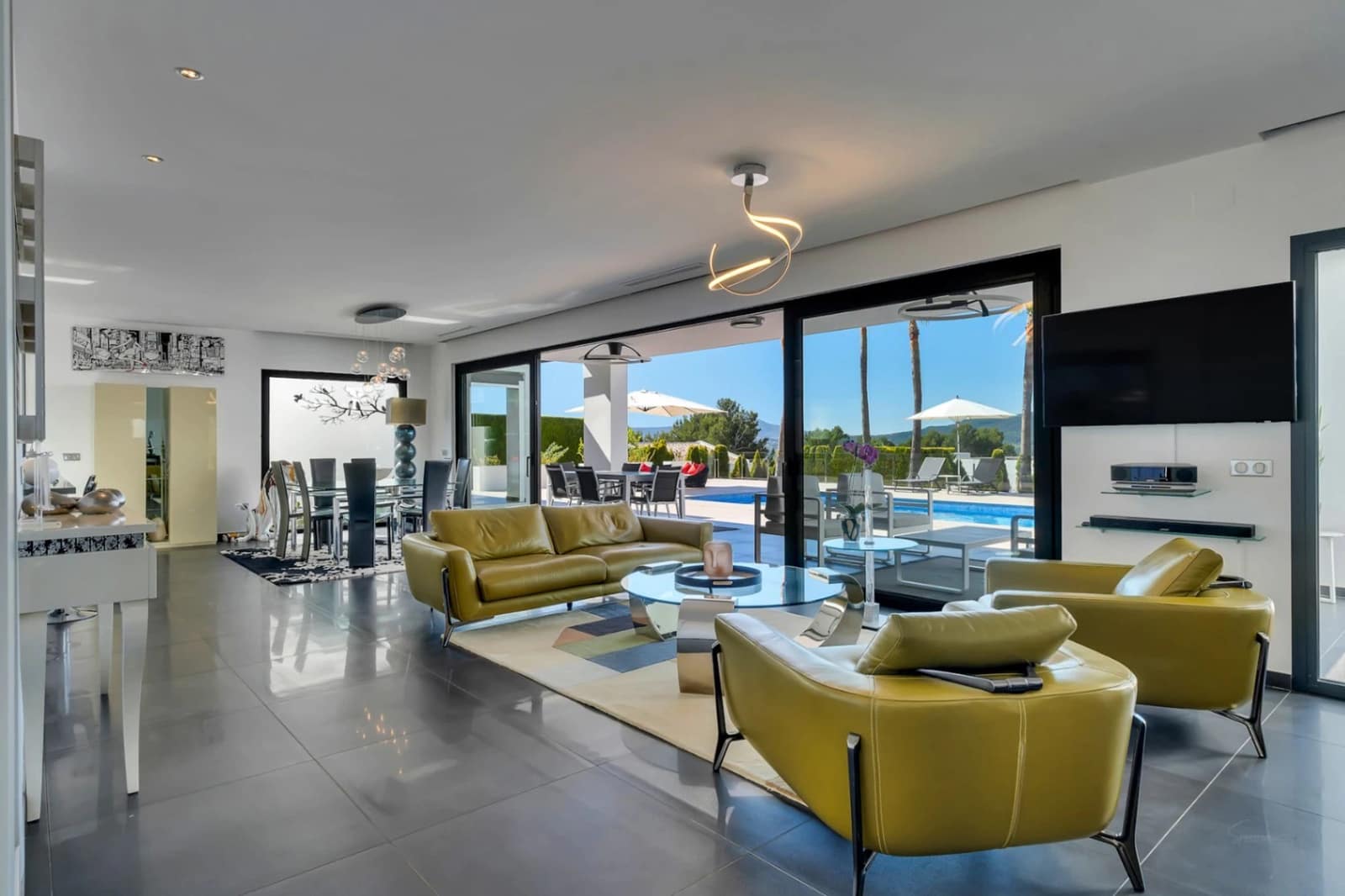4 soverom Villa til salgs i Javea / Xabia med svømmebasseng garasje - € 1 870 000 (Ref: 9967898)