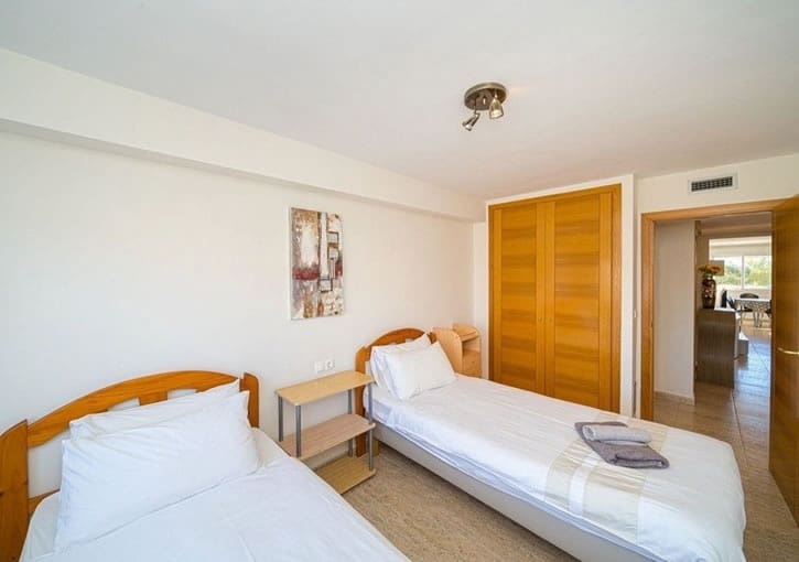 Apartamento de 2 habitaciones en Javea / Xàbia en venta con piscina garaje - 399.000 € (Ref: 9967903)