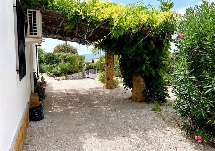 Finca/Casa Rural de 4 habitaciones en Javea / Xàbia en venta con piscina garaje - 875.000 € (Ref: 9976122)