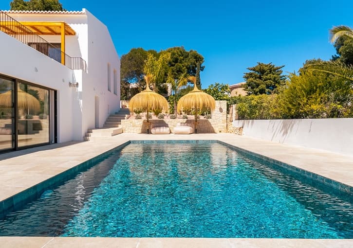 4 bedroom Villa for sale in Javea / Xabia with pool garage - € 1,980,000 (Ref: 9977860)