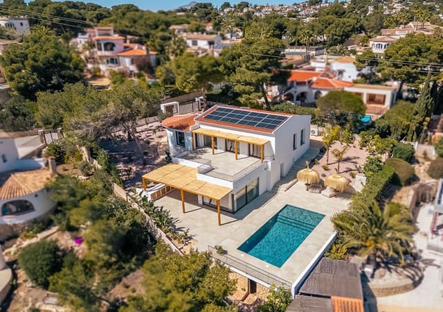 4 bedroom Villa for sale in Javea / Xàbia with pool garage - € 1,980,000 (Ref: 9977860)