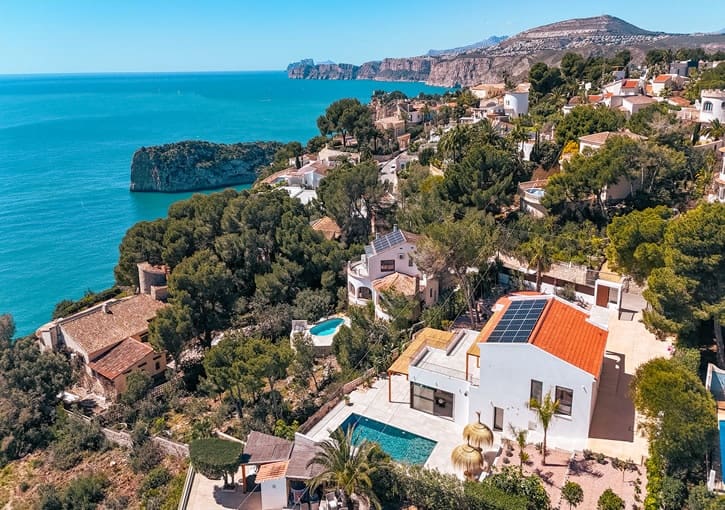 4 bedroom Villa for sale in Javea / Xabia with pool garage - € 1,980,000 (Ref: 9977860)