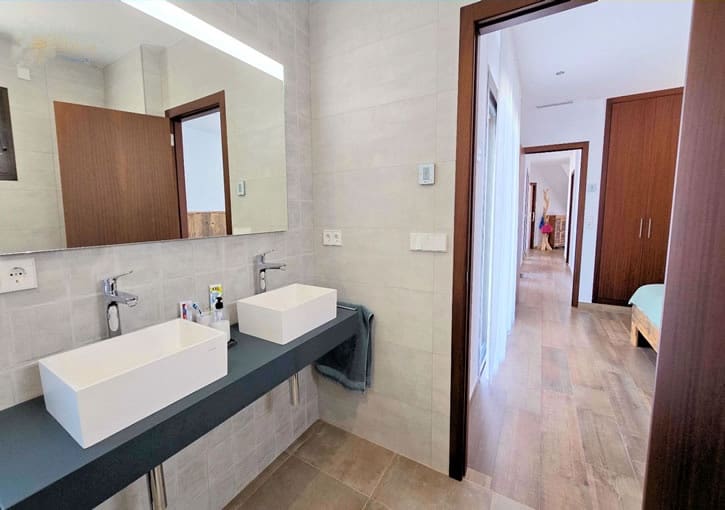 3 bedroom Villa for sale in Javea / Xabia with pool garage - € 1,650,000 (Ref: 9994520)