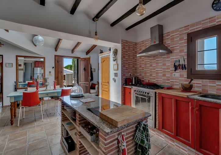 4 quarto Quinta/Casa Rural para venda em Teulada-Moraira com piscina garagem - 499 000 € (Ref: 9995905)