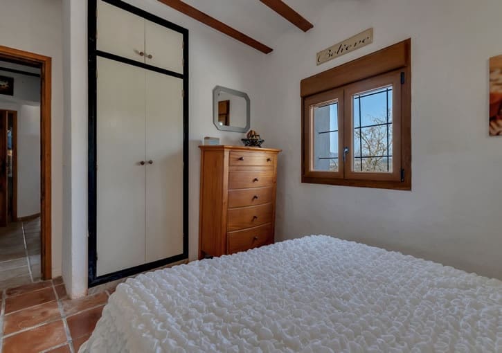 4 quarto Quinta/Casa Rural para venda em Teulada-Moraira com piscina garagem - 499 000 € (Ref: 9995905)