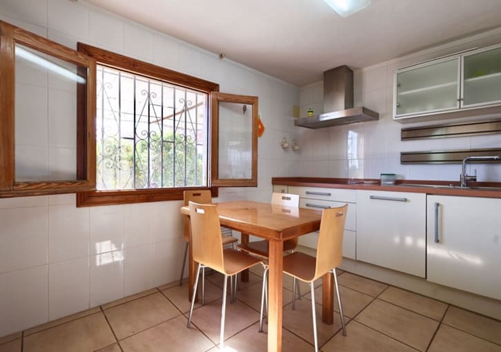 8 chambre Villa/Maison à vendre à Javea / Xabia avec piscine garage - 930 000 € (Ref: 9997678)