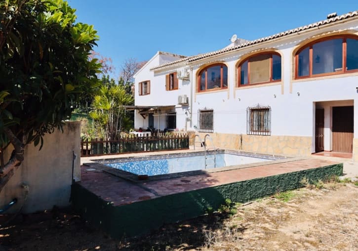 8 chambre Villa/Maison à vendre à Javea / Xabia avec piscine garage - 930 000 € (Ref: 9997678)