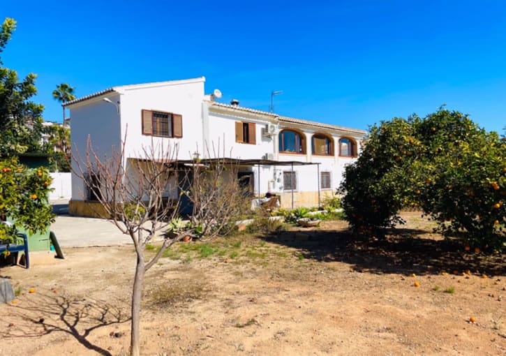 8 chambre Villa/Maison à vendre à Javea / Xabia avec piscine garage - 930 000 € (Ref: 9997678)